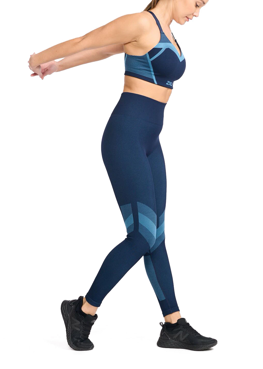 2XU Women's Motion Tech Bra - Midnight/ Lake Blue -Front view